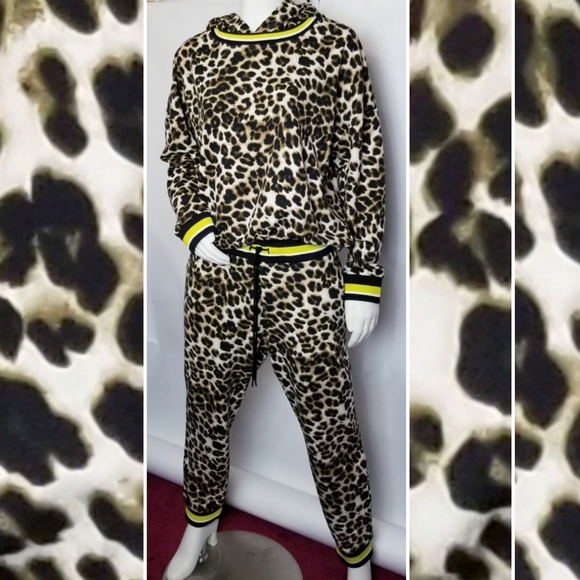Leopard Jogger Set - Picture 3 of 8